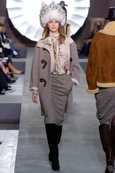 Look 5
